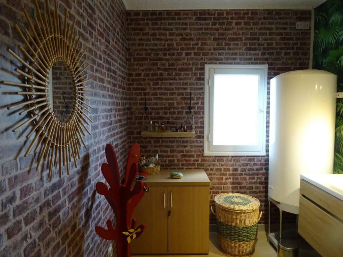 Chambre A La Ferme Chez L'Habitant Besson Eksteriør billede